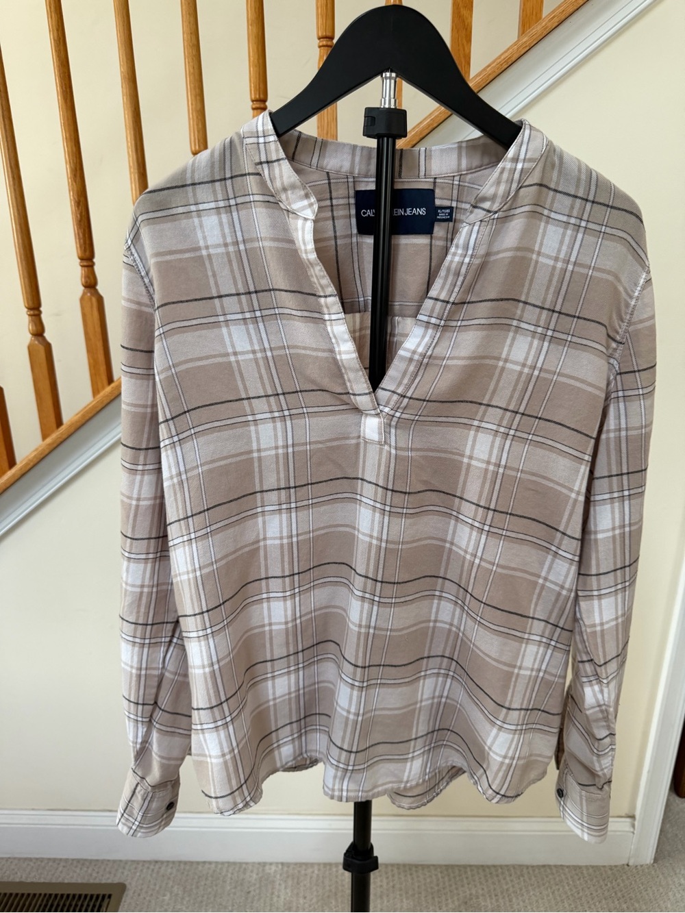 Calvin Klein Taupe & White Plaid V-Neck Long-Sleeve Blouse - Picture 2 of 5